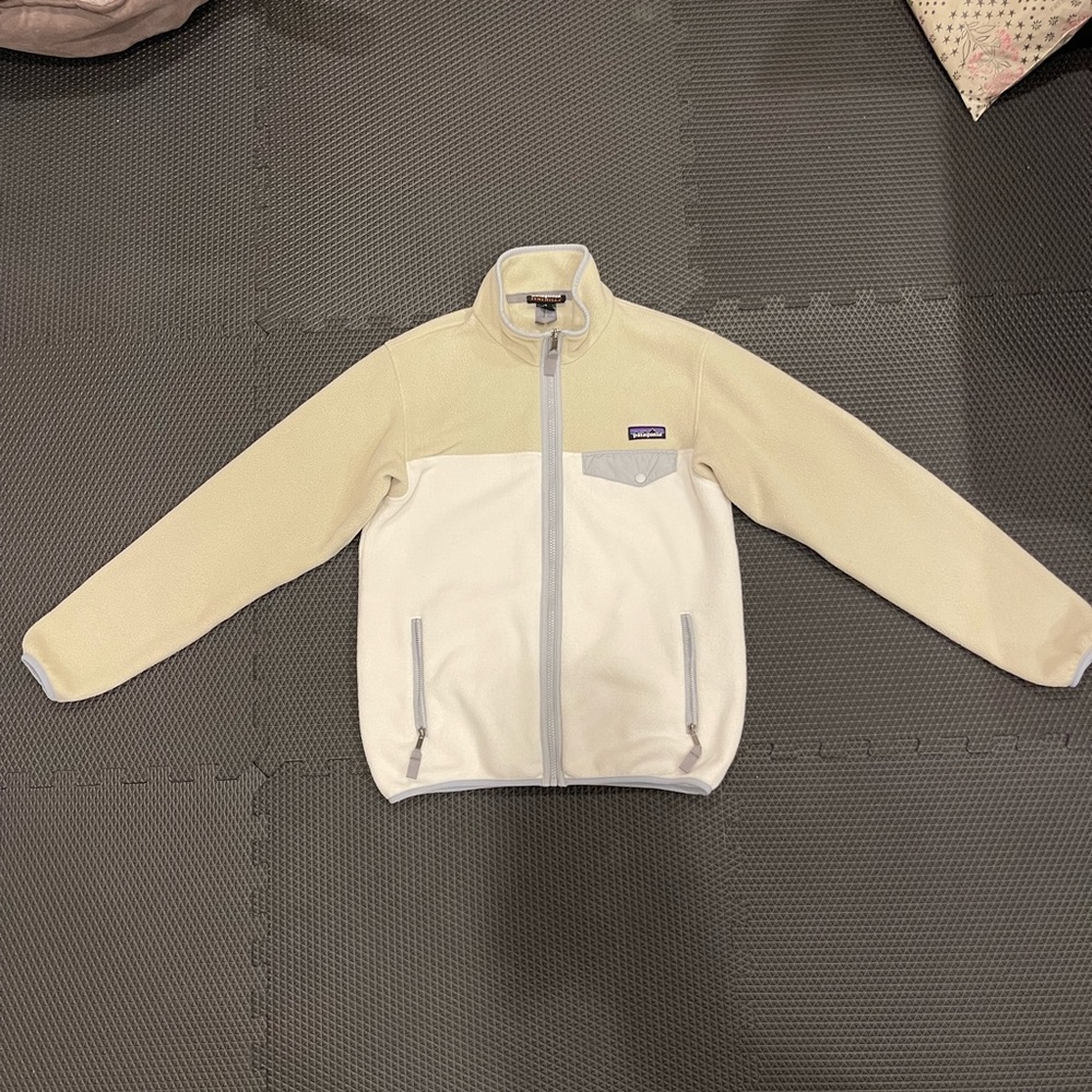 Patagonia Cream and Gray Women's Jacket